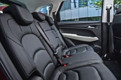 All-New-Chevrolet-Captiva-Premier_int.-2nd-row-seating_small