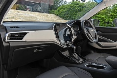 All-New-Chevrolet-Captiva-Premier_int.-dashboard_small