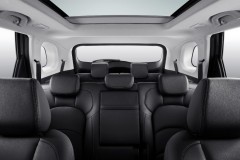 All-New-Chevrolet-Captiva-Premier_int.-rear_studio_small