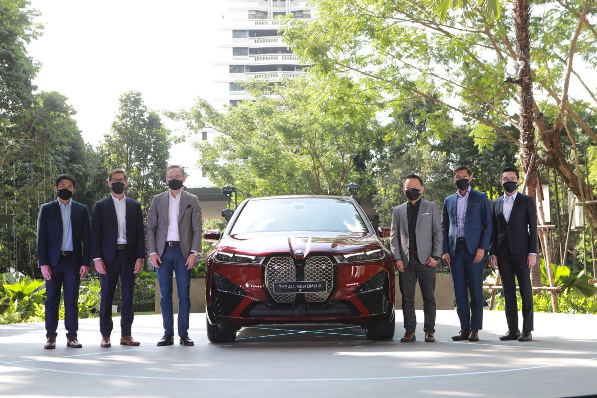 BMW iX iX3 Closed Room Event 2