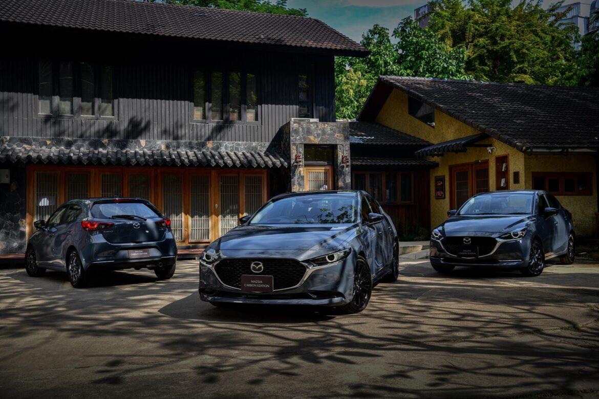Mazda Carbon Edition-10028 (002)