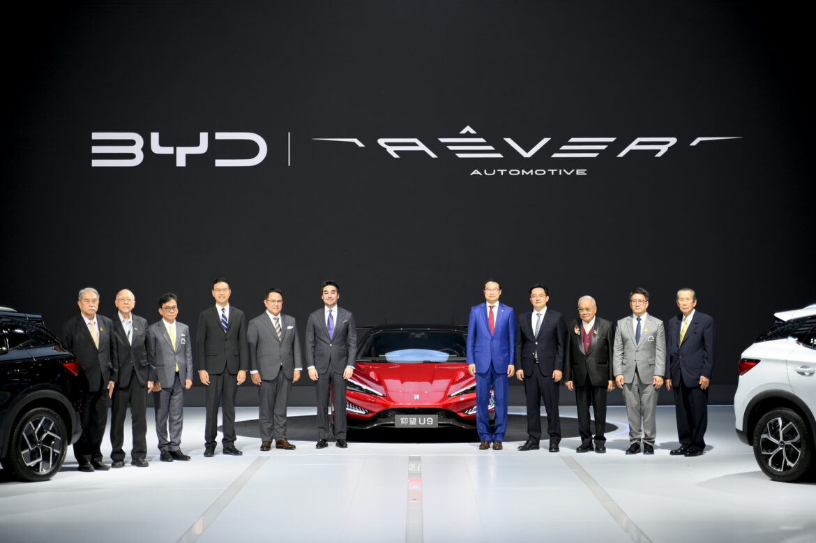 00 REVER at 45th Bangkok International Motor Show_3
