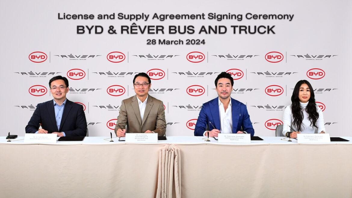 01 REVER Bus & Truck x BYD MOU signing (1)