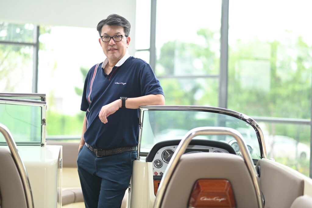 https://www.ztvthailand.com/wp-content/uploads/2025/03/%E0%B8%89%E0%B8%B1%E0%B8%95%E0%B8%A3%E0%B8%8A%E0%B8%B1%E0%B8%A2-%E0%B9%81%E0%B8%81%E0%B9%89%E0%B8%A7%E0%B8%9C%E0%B9%88%E0%B8%AD%E0%B8%87%E0%B8%A8%E0%B8%A3%E0%B8%B5-%E0%B8%9C%E0%B8%B9%E0%B9%89%E0%B8%88%E0%B8%B1%E0%B8%94%E0%B8%81%E0%B8%B2%E0%B8%A3%E0%B8%97%E0%B8%B1%E0%B9%88%E0%B8%A7%E0%B9%84%E0%B8%9B-%E0%B8%9A%E0%B8%A3%E0%B8%B4%E0%B8%A9%E0%B8%B1%E0%B8%97-%E0%B9%80%E0%B8%AD%E0%B9%87%E0%B8%A1%E0%B8%88%E0%B8%B5%E0%B8%8B%E0%B8%B5-%E0%B8%A1%E0%B8%B2%E0%B8%A3%E0%B8%B5%E0%B8%99-%E0%B9%81%E0%B8%AD%E0%B8%99%E0%B8%94%E0%B9%8C-%E0%B8%8A%E0%B8%B2%E0%B8%A3%E0%B9%8C%E0%B9%80%E0%B8%95%E0%B8%AD%E0%B8%A3%E0%B9%8C-%E0%B9%80%E0%B8%AD%E0%B9%80%E0%B8%8A%E0%B8%B5%E0%B8%A2-%E0%B8%88%E0%B8%B3%E0%B8%81%E0%B8%B1%E0%B8%94-1024x683.jpg